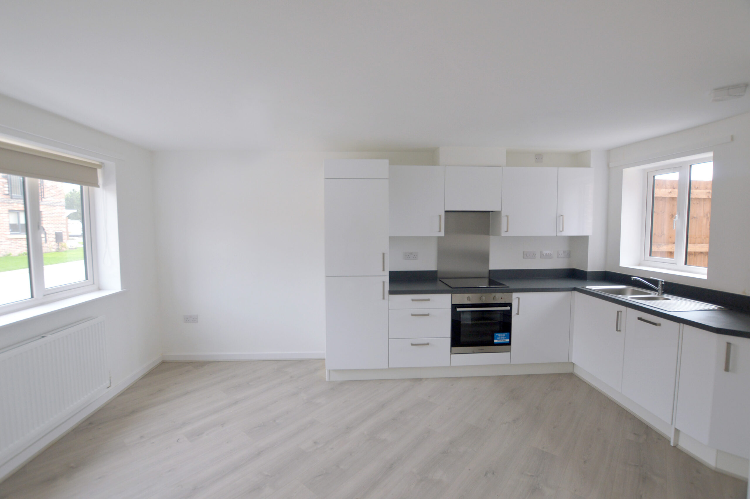 Moulton dining kitchen
