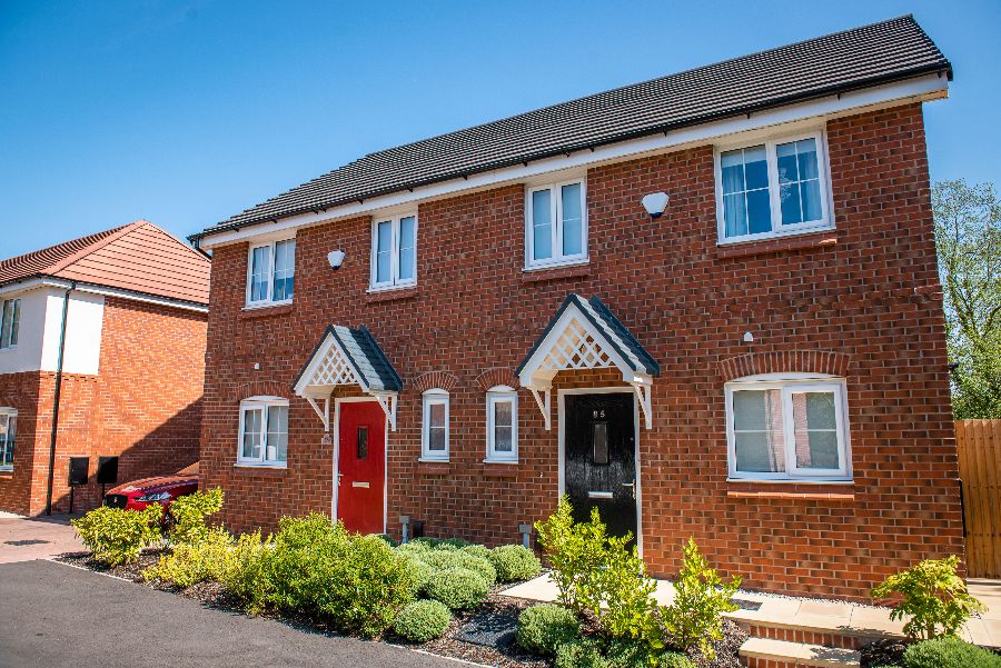 Family houses to rent at Silkin Green, Telford
