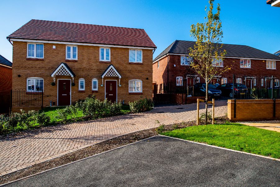 Family houses at Galton Lock, Smethwick