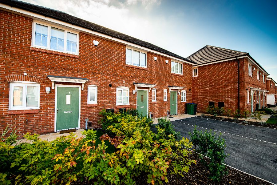 Family houses at Galton Lock, Smethwick