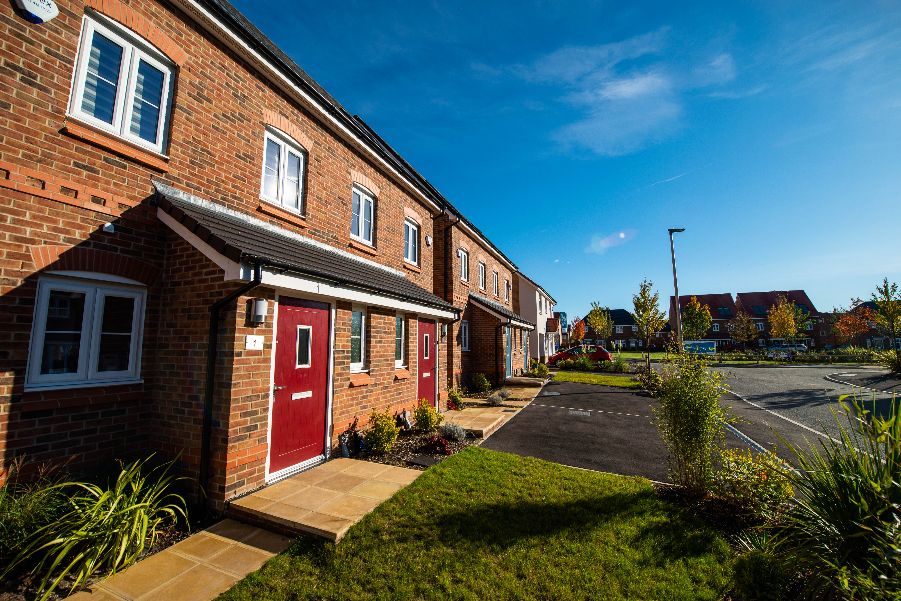 Street scene of family houses at Hamilton Square, Atherton