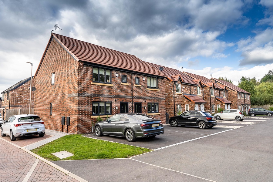 Family houses, Woodford Grange, Winsford