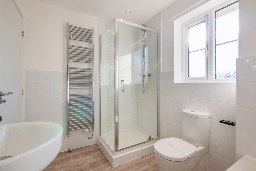 Main bathroom