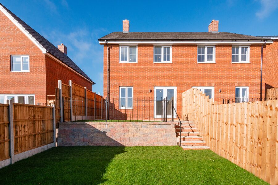 Hollinwood Rear External