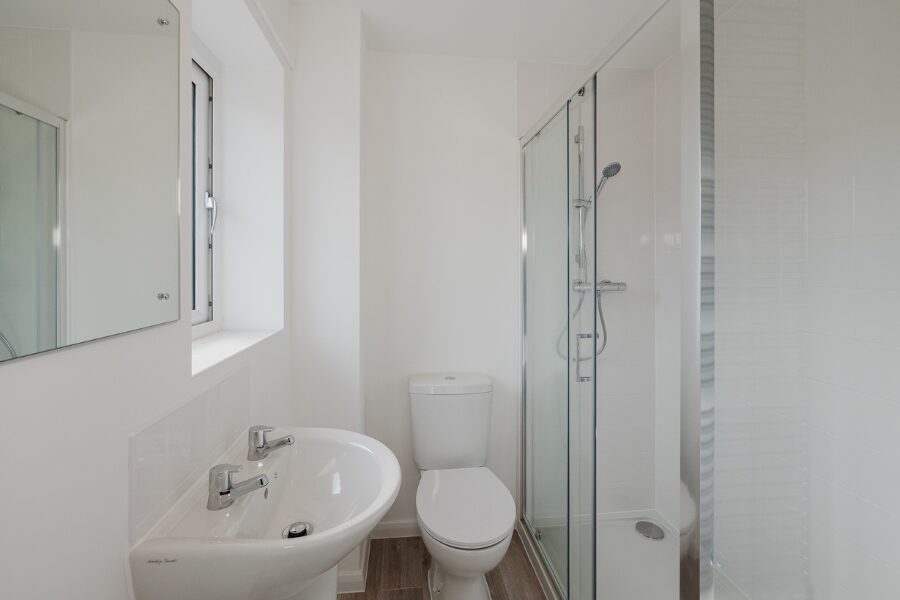 mountford UT ensuite
