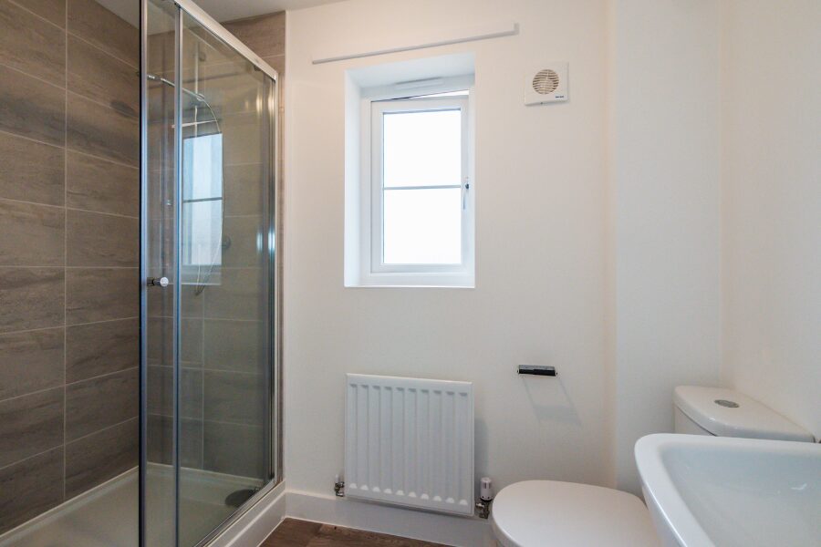 leverton ensuite