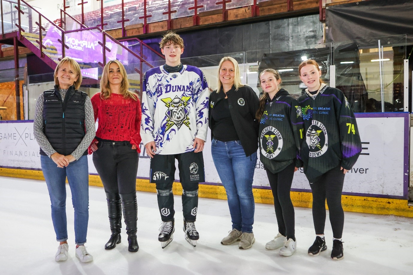 Simple Life partners with Manchester Ice Hockey Team