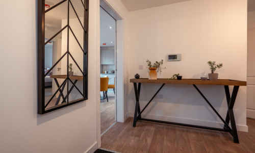 lossie-hallway