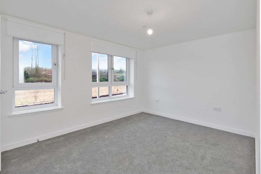 Tay - Bedroom with Fitted Wardrobe