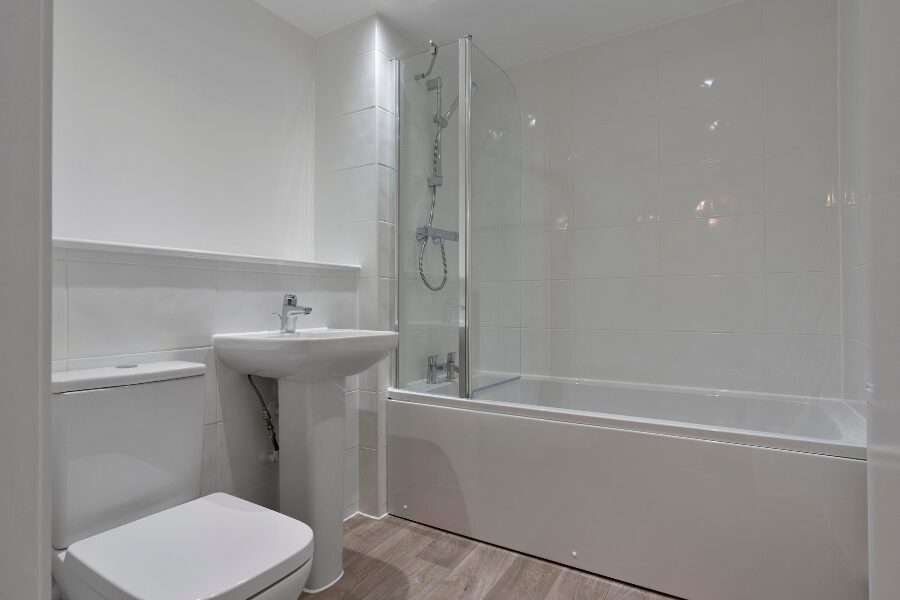 Conon - Bathroom