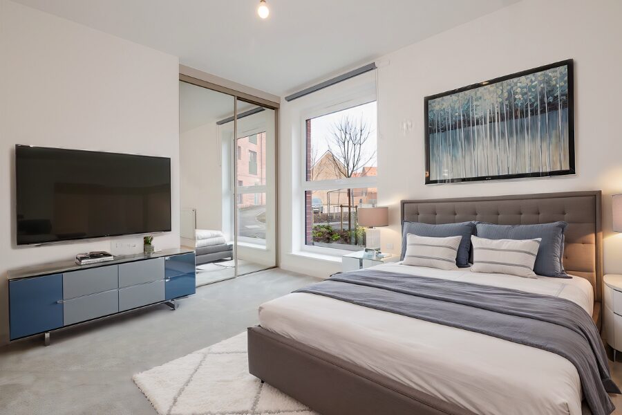 aloe main bedroom