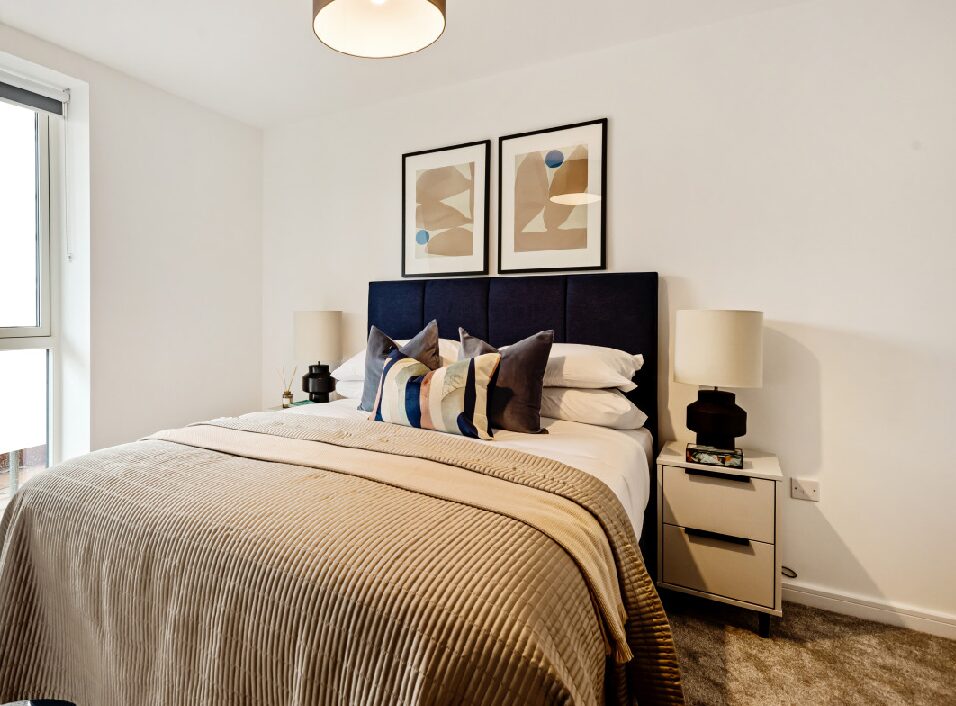 pothos-bedroom