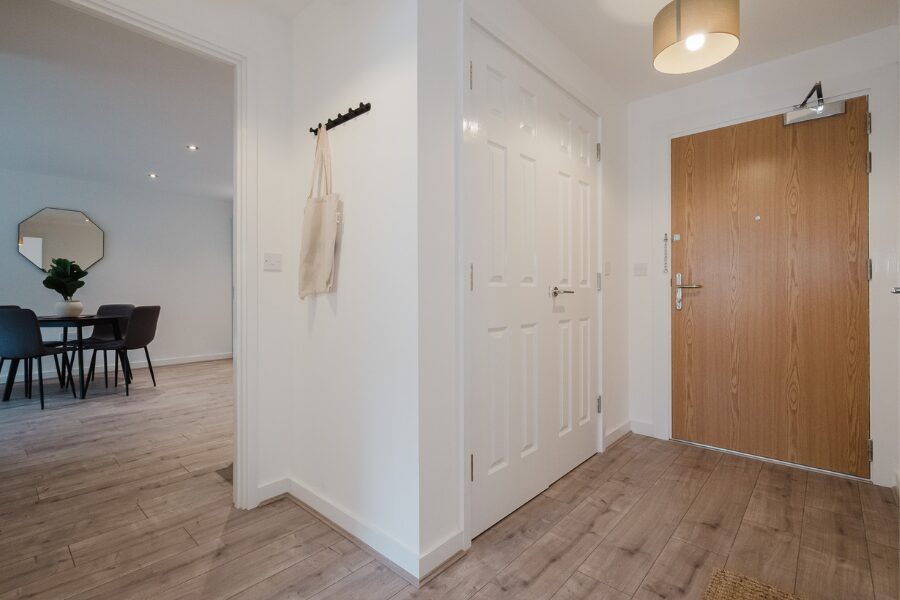 Clove hallway