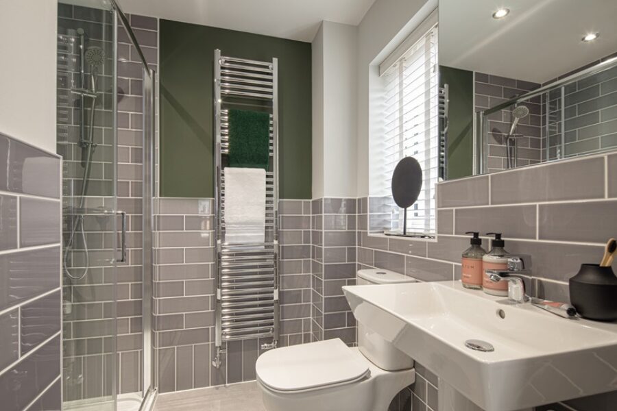 ingleby ensuite
