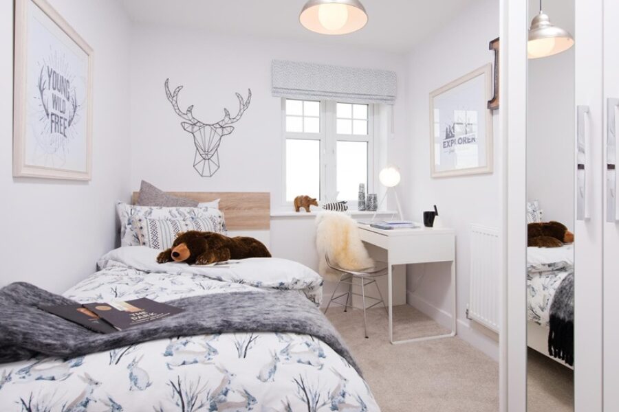 hadley bedroom