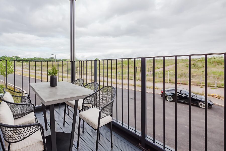 Redwick Balcony