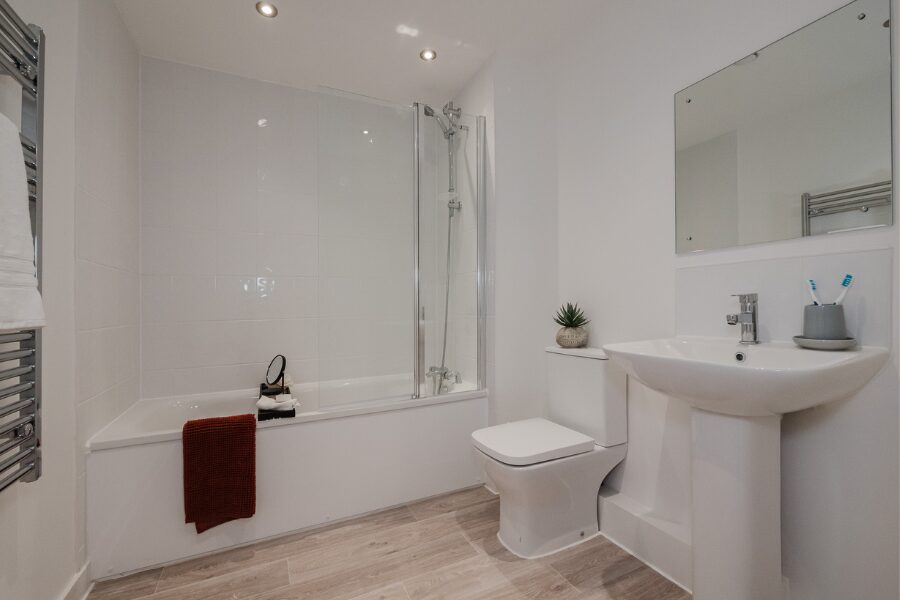 Main Bathroom