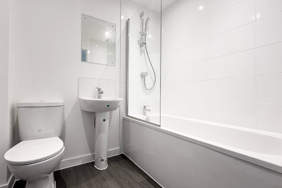 Greenwood bathroom