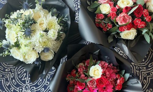 friendsgiving flowers