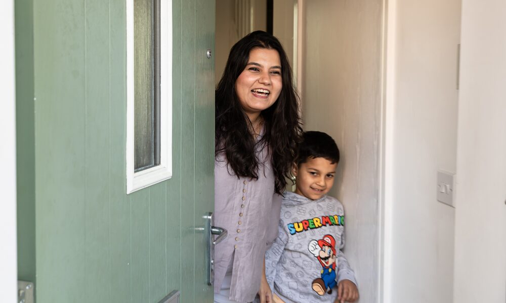 Simple Life Homes Cribs: Anum & Family