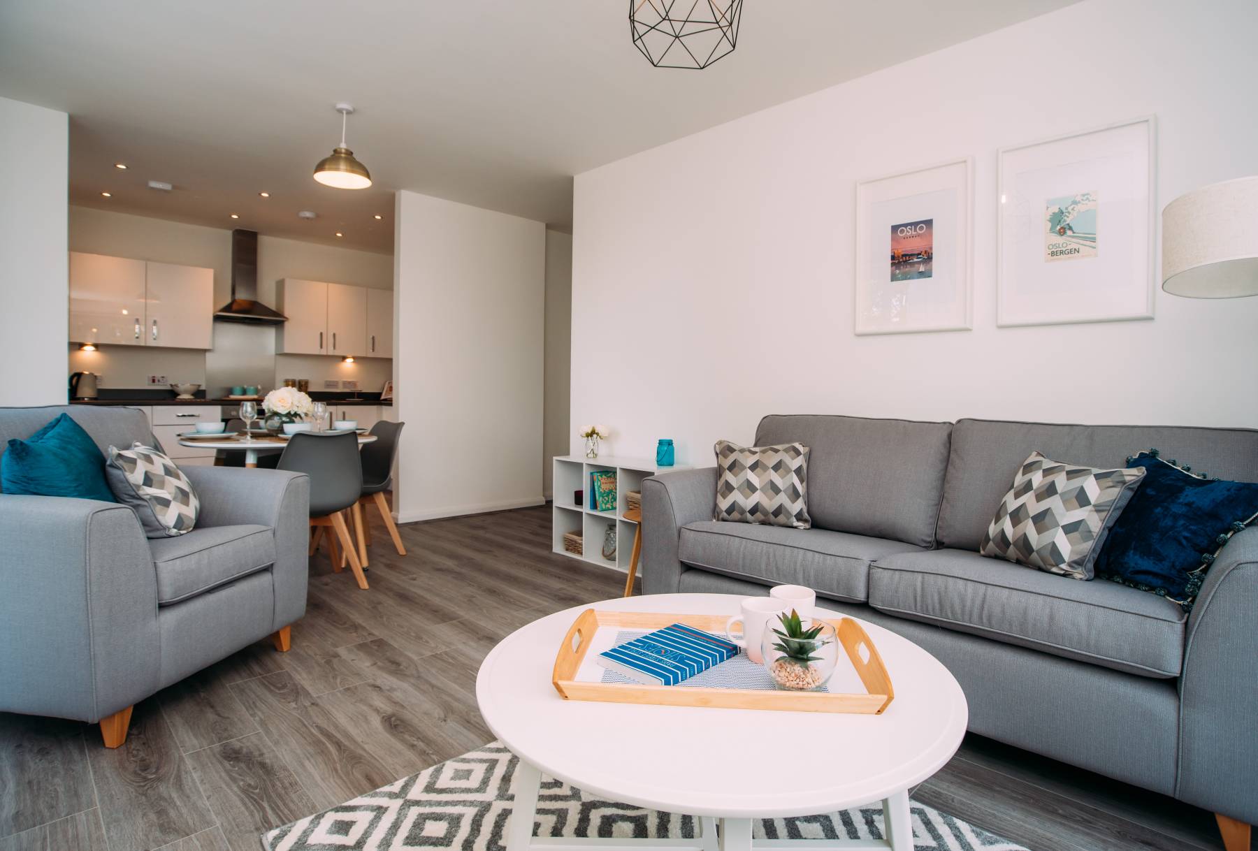 Ash living dining area