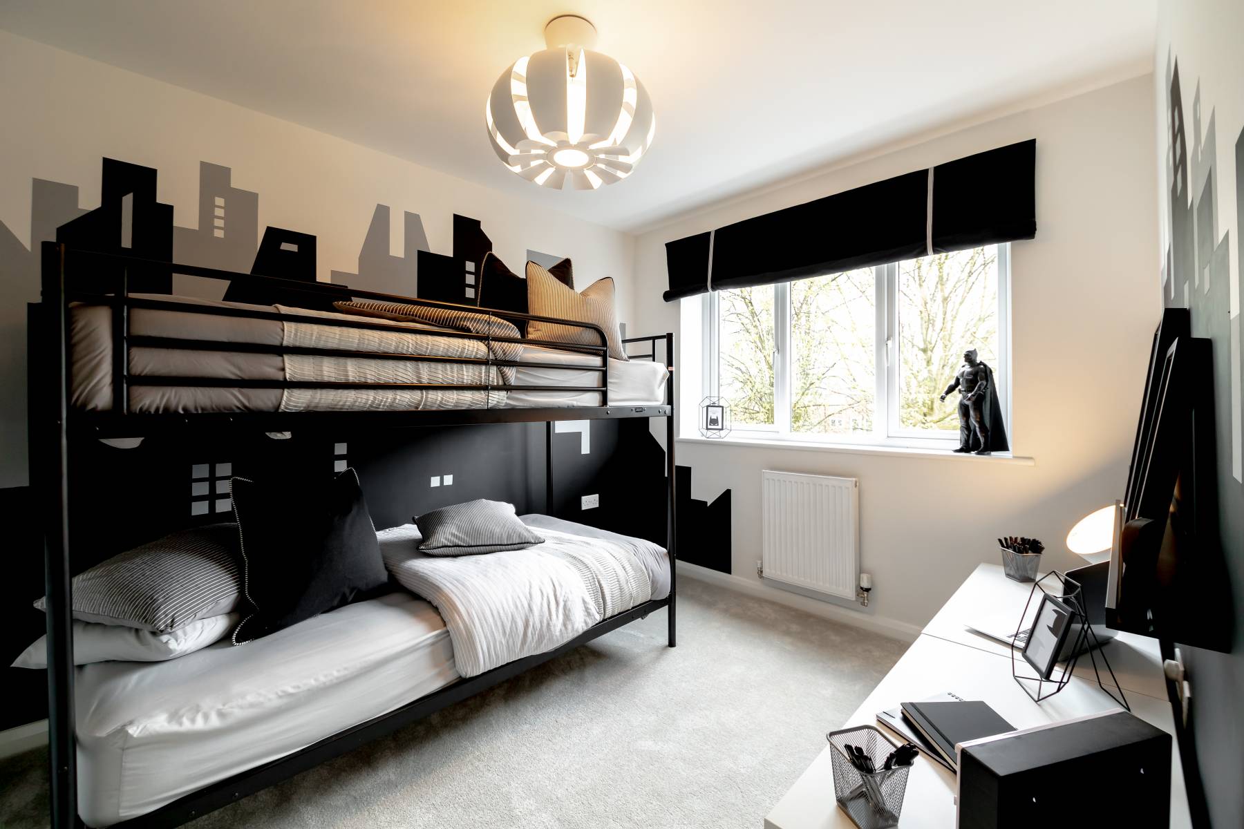 holly bedroom