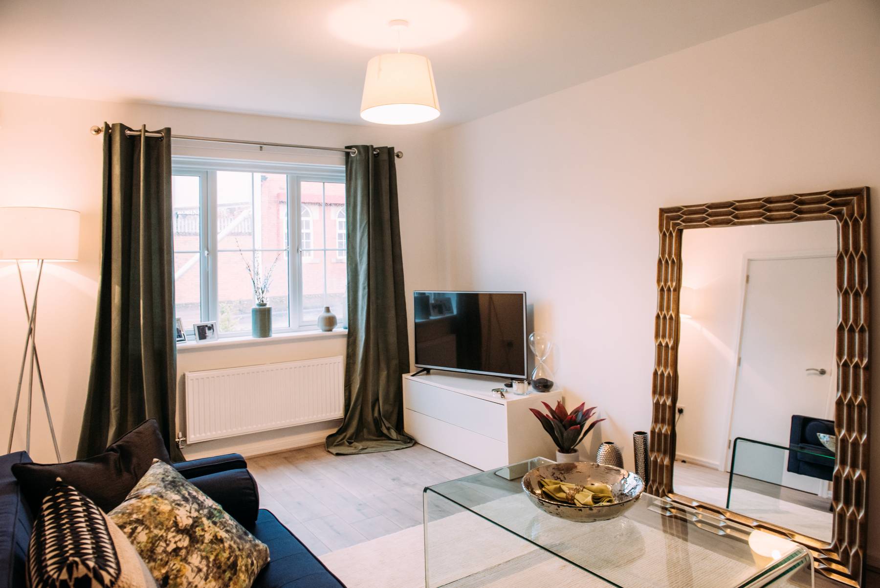 longmere up living room