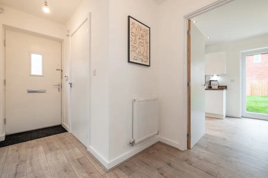 grantham white hallway