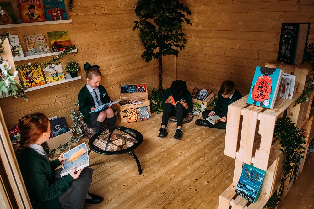 Children reading books