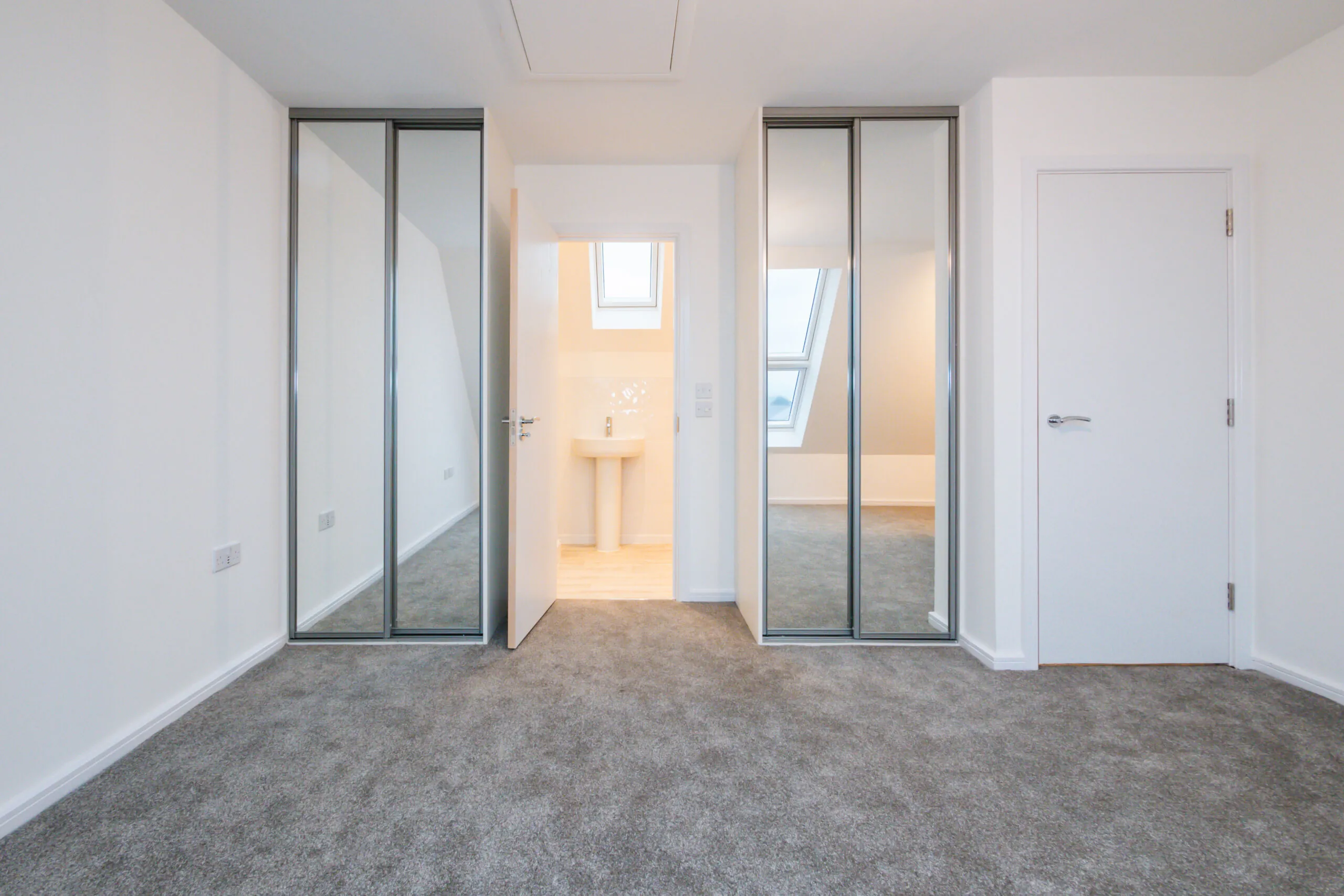 Dunham FS Main Bedroom