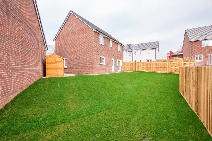 leverton garden