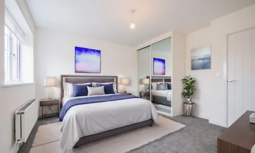 oakwood-bedroom-2