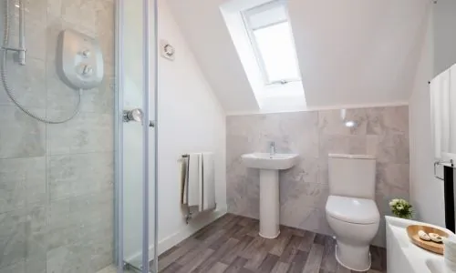 saltaire-ensuite