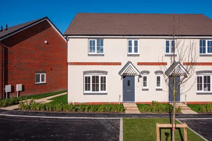 larch external property image
