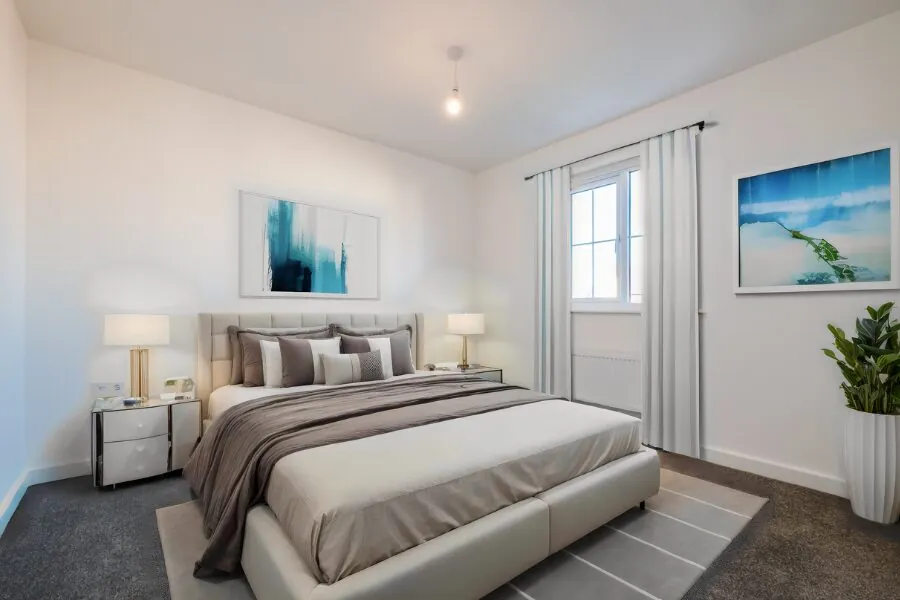 larch bedroom