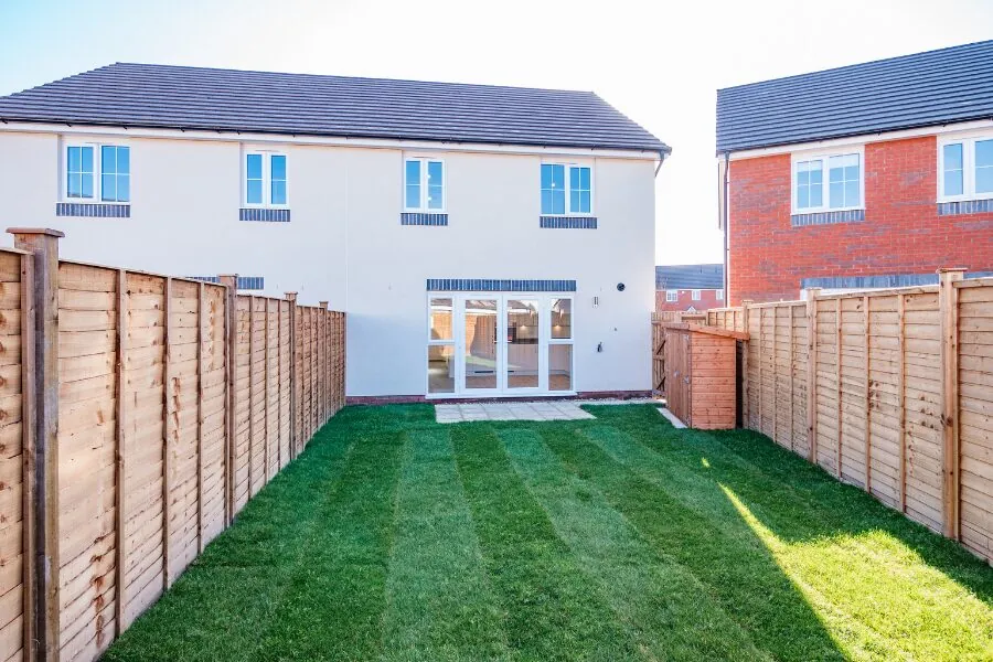 larch rear external property