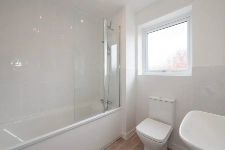 fitted white bathroom