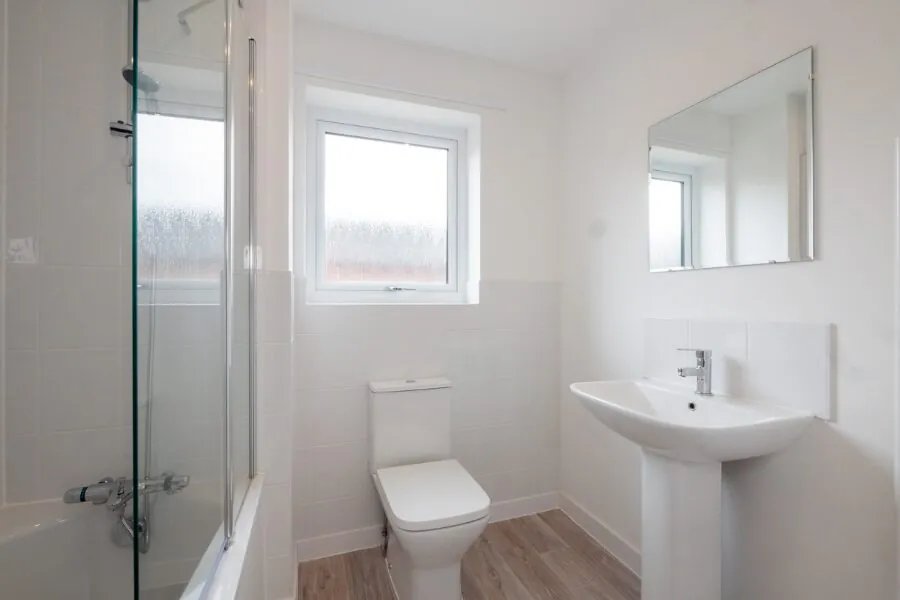 fitted white bathroom