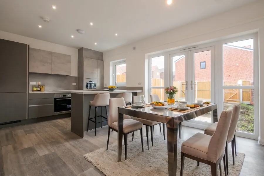 cranbrook virtually staged kitchen/dining area