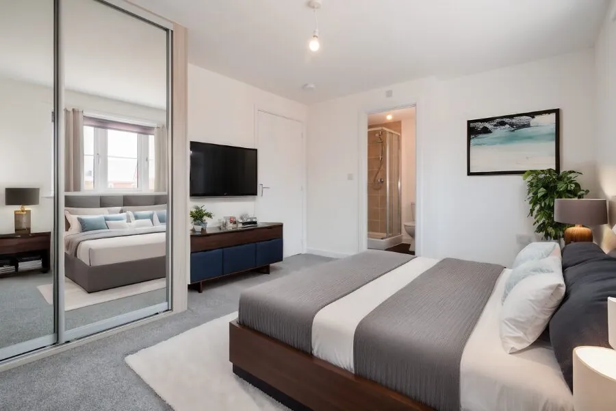 sutton bedroom