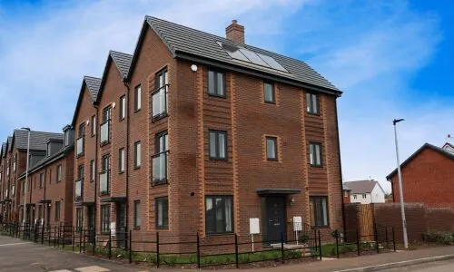 external of gateway corner property type