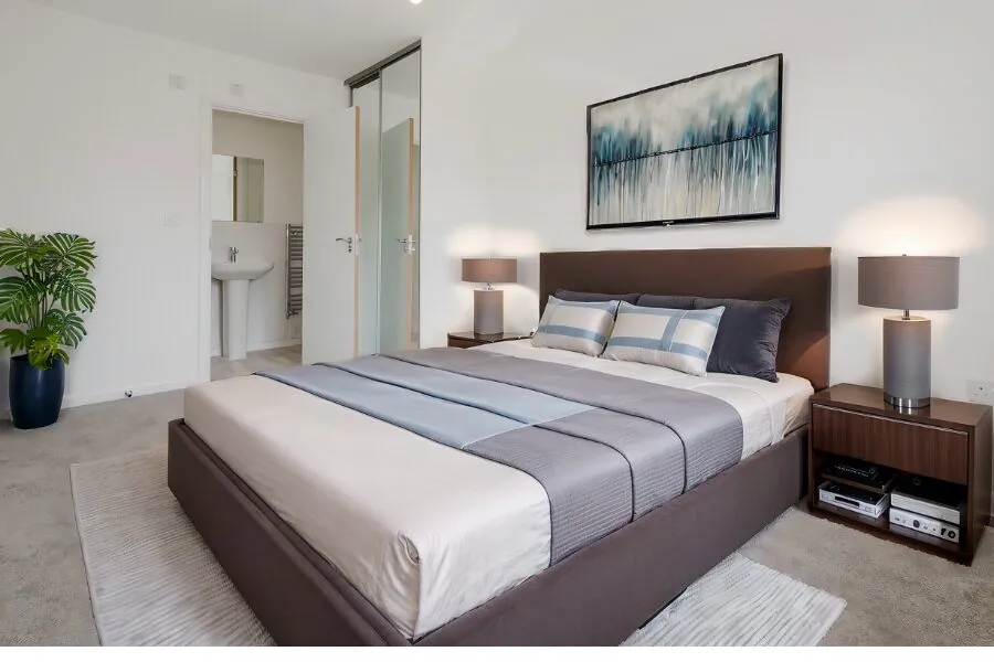 camphor main bedroom