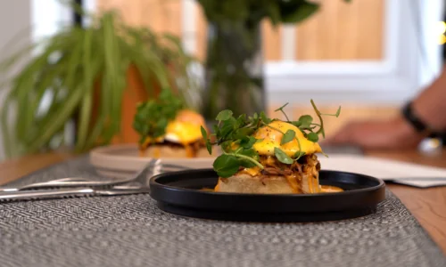 eggs benedict dish