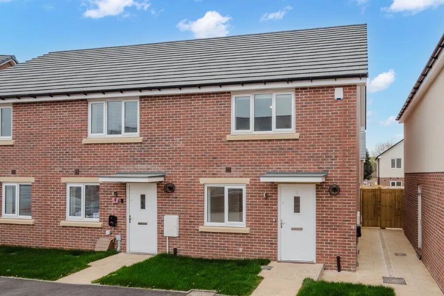 2 bedroom home for rent