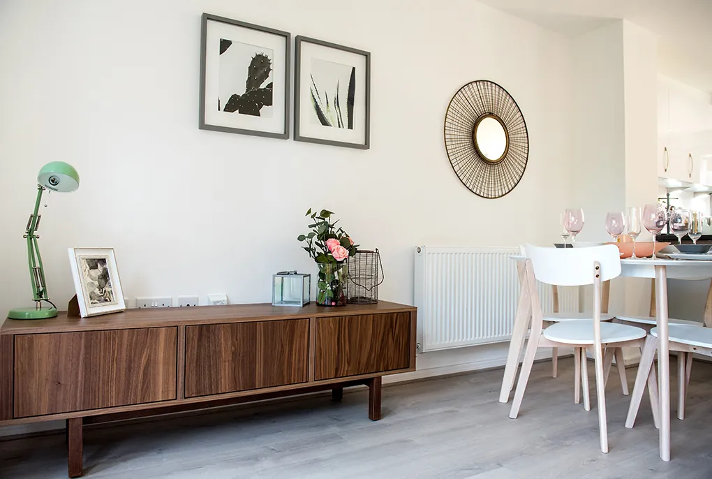 trent living dining area